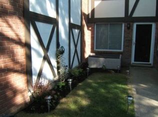 602 Blue Ridge Dr, Medford, NY 11763