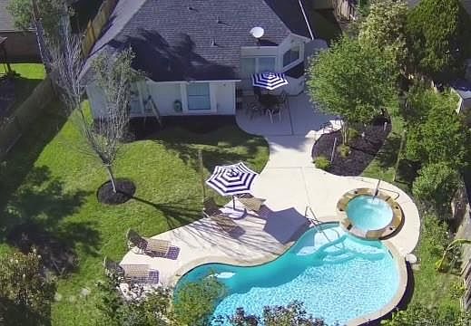 2nd image of 511 Calloway Drive