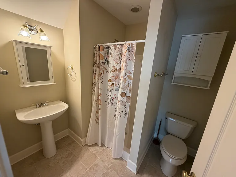 236 Ainsdale Dr — Photo 18