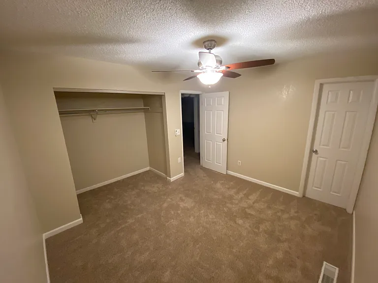 7165 White Mountain Dr — Photo 10