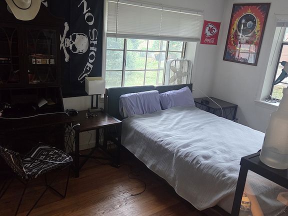 5th image of 830 Harris Ave