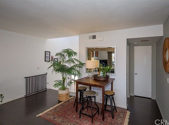 3rd image of 719 Calle Casita