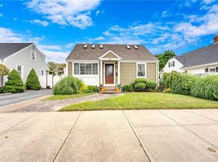 94 Young St, Pawtucket, RI 02860