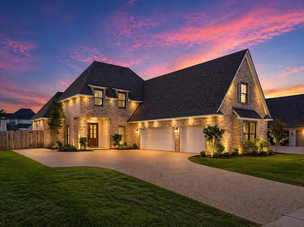 628 Dumaine Dr, Bossier City, LA 71111