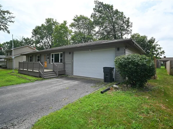 3911 Nottingham Ave, Youngstown, OH 44511