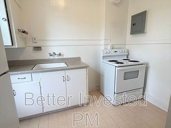 4th image of 526 B St APT J