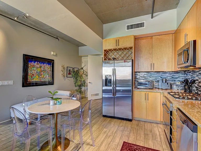 353 E Bonneville Ave #727 — Photo 6