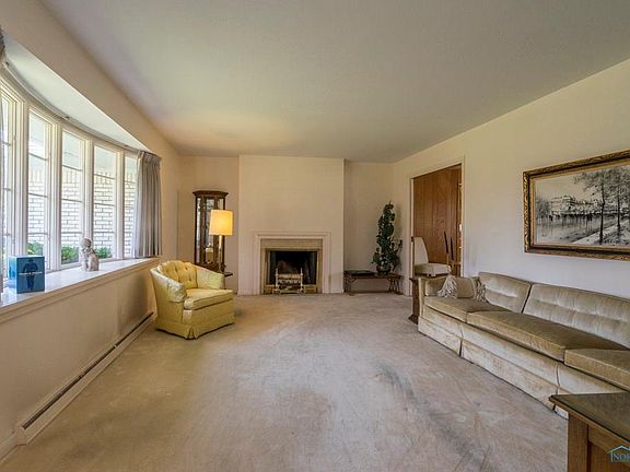 4th image of 3469 Orchard Trail Dr