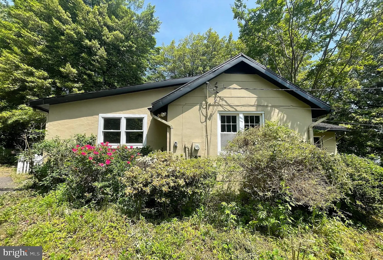 1300 Cape Saint Claire Rd photo 1