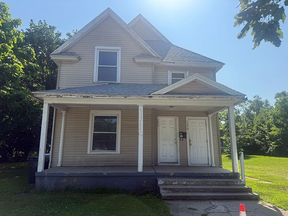 1st image of 736 Lawndale Ave #1