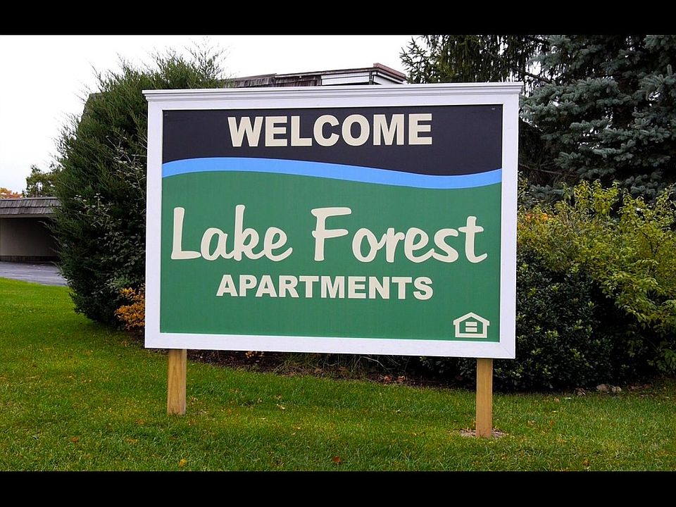 1st image of 3243 Lakeview Ln NE APT 102