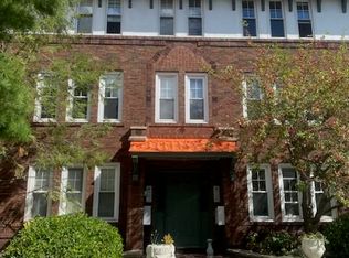 144 Irving Ave APT B3, Providence, RI 02906