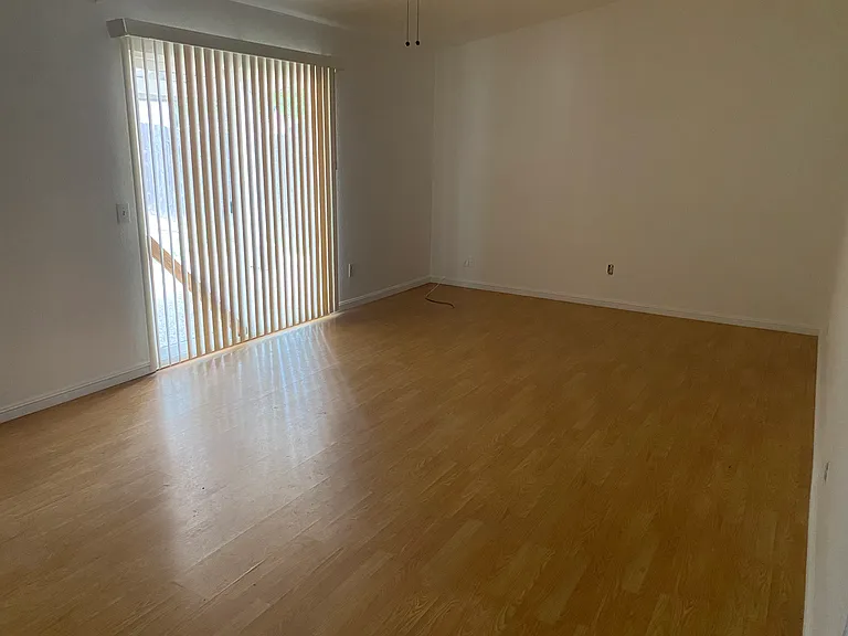 5943 Rich Hill Dr — Photo 5