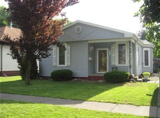 917 S 16th St, Mattoon, IL