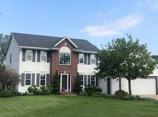 2553 Trevino Dr, Green Bay, WI 54311