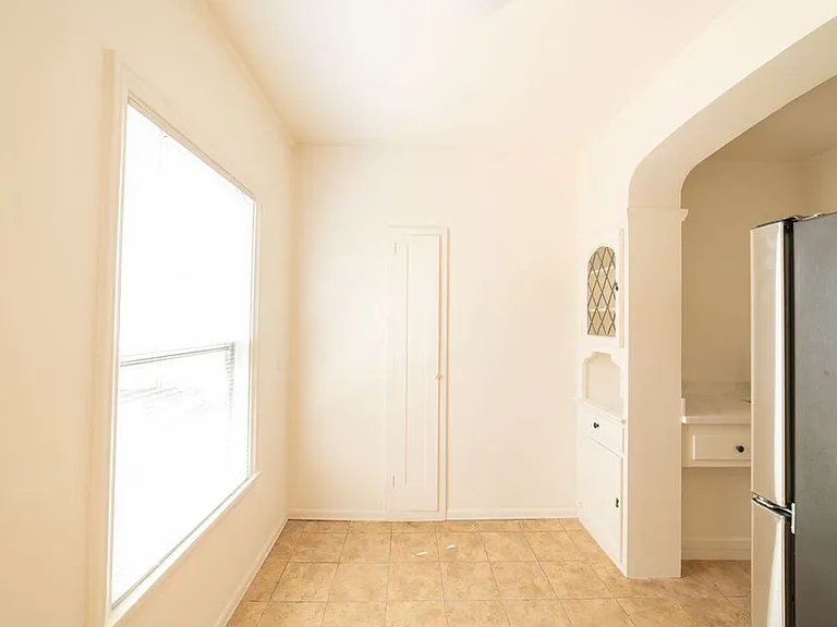 633 Cleveland St — Photo 6