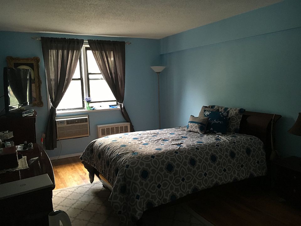 2nd image of 8440 153rd Ave APT 2A