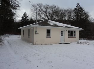 365 Mitchell Rd, Montrose, PA 18801