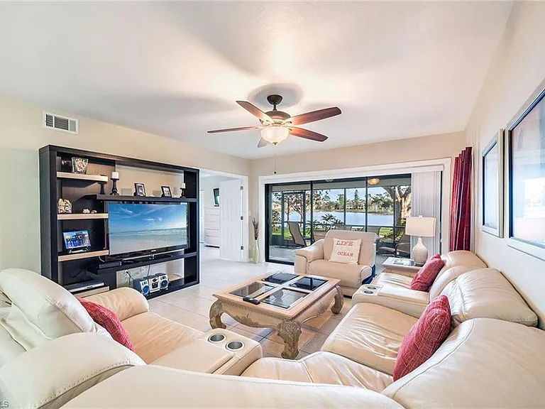 1802 Kings Lake Blvd #2-101 — Photo 2