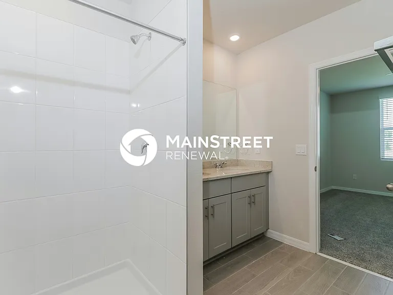 Main Bathroom