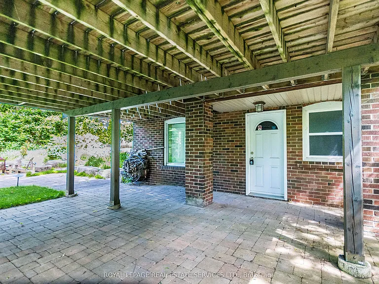 64 Grenview Blvd S #LOWER — Photo 20
