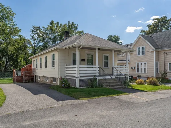 40 Glen Ave, Brockton, MA 02301