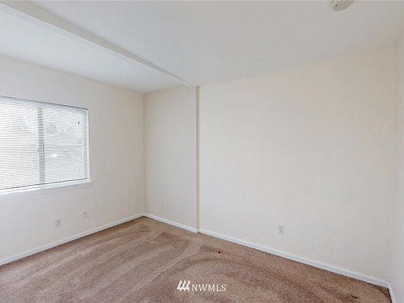 4th image of 3730 W E St