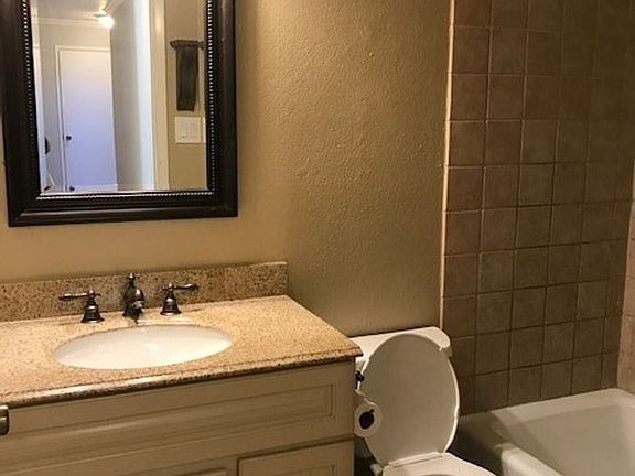 2nd image of 1358 Noe St #3