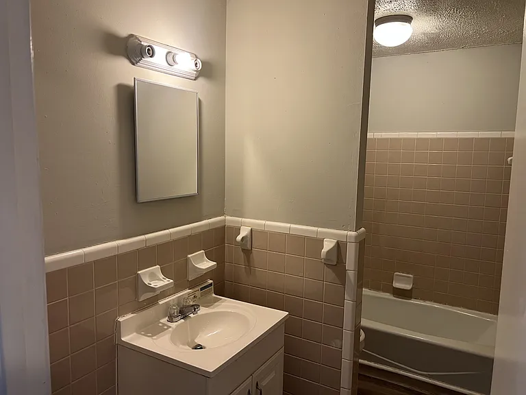 390 Cowan St #394 — Photo 29
