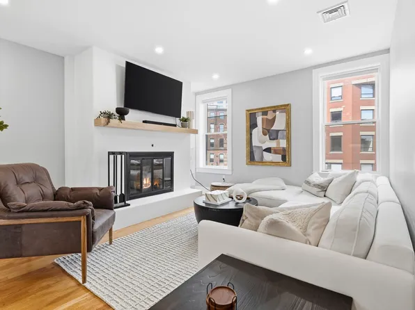 129 N Washington St #3, Boston, MA 02113