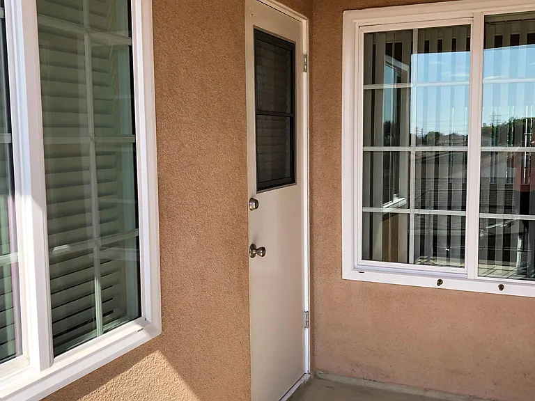 2502 W Via Corona #1/2 — Photo 79