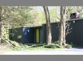 4 Hoyts Ln, Mount Kisco, NY 10549