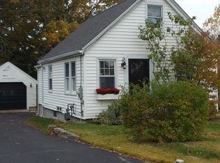 16 Page St, Dartmouth, MA 02748