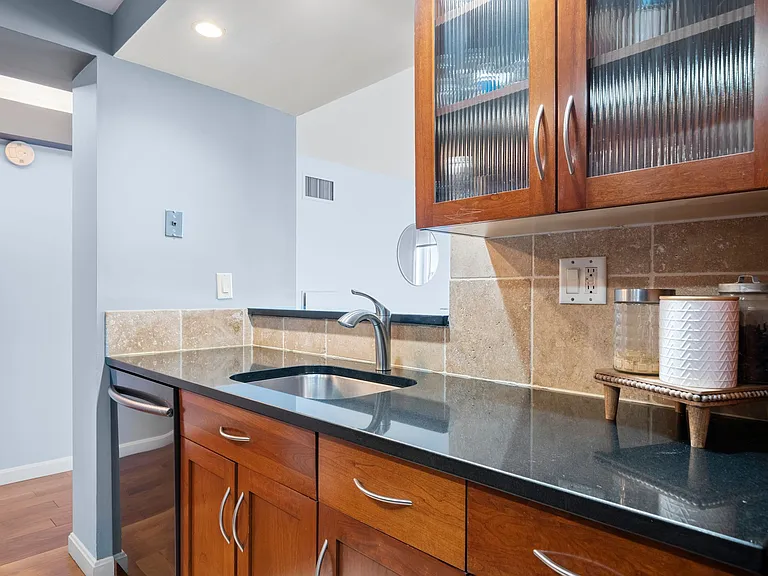 492 Beacon St #36 — Photo 13