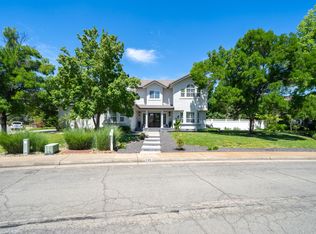 775 Sunriver Ln, Redding, CA 96001