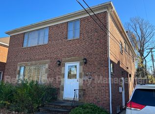 17618 Chagrin Blvd UNIT 2, Cleveland, OH 44120