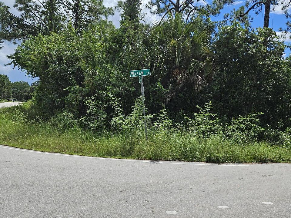 2nd image of 801 Wakaw Lane SW
