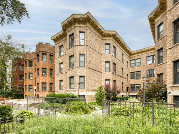 846 W Newport Ave APT 2S, Chicago, IL 60657
