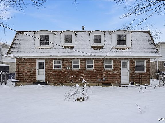 2nd image of 125 E Summerset Ln