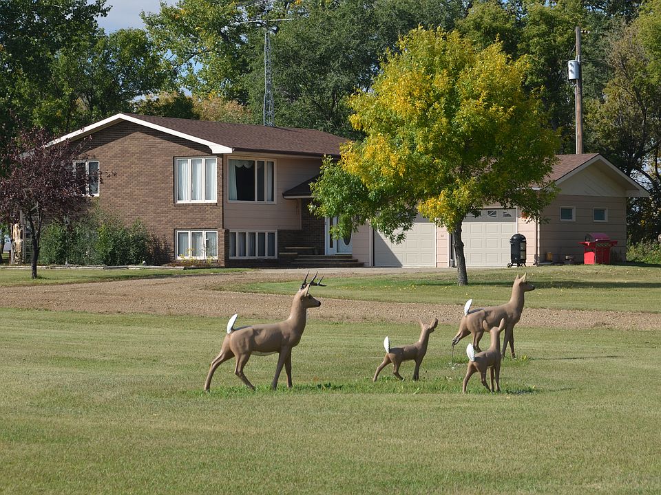 Front yard big and beautiful
