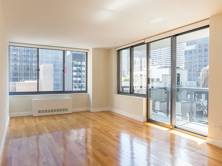 235 W 48th St #14R — Photo 1