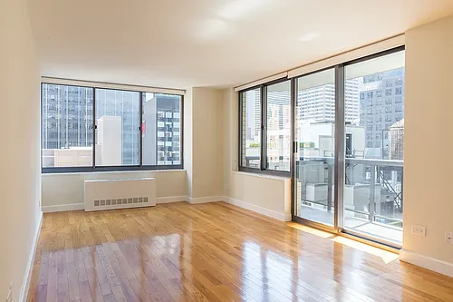 235 W 48th St Photo 1