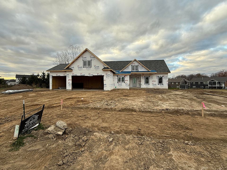 1st image of 1821 Stratford Ln NW