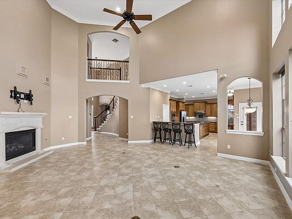 4th image of 58 Pebble Beach Ct