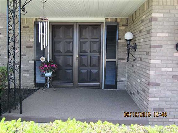 5th image of 43 Lou Dr