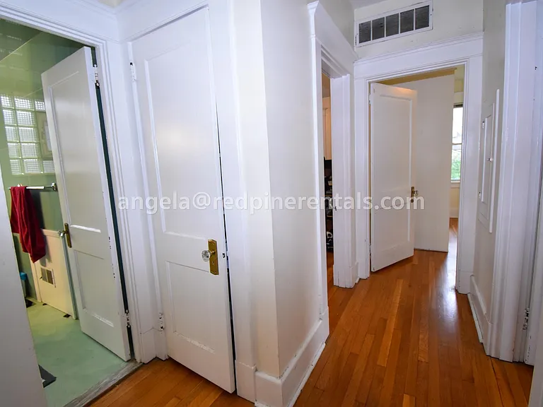 5728 Solway St #2 — Photo 6