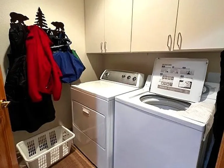 174 Robin Dr — Photo 28