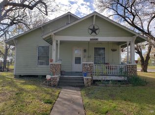 621 N Avenue A, Freeport, TX 77541