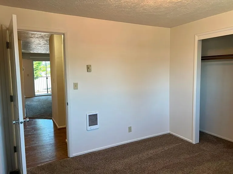 1125 Wyatt Ave — Photo 21