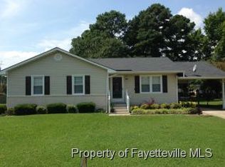 203 Violet Rd, Dunn, NC 28334